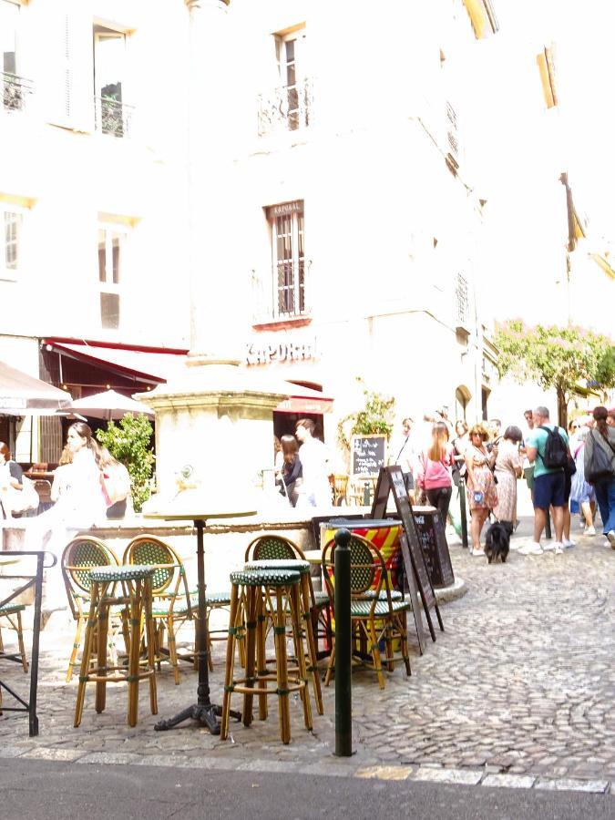 Augustins Fountain Studio: Cozy Historic Aix Center Retreat Aix-en-Provence Exterior photo